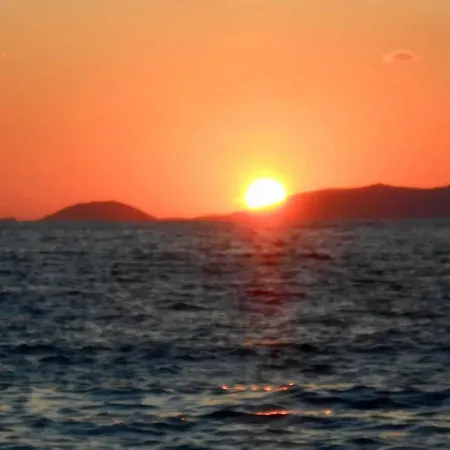 150 M De La Agosta Apartman Albitreccia