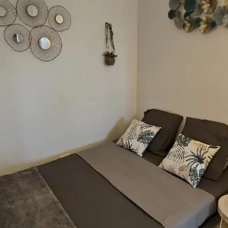 150 M De La Agosta *